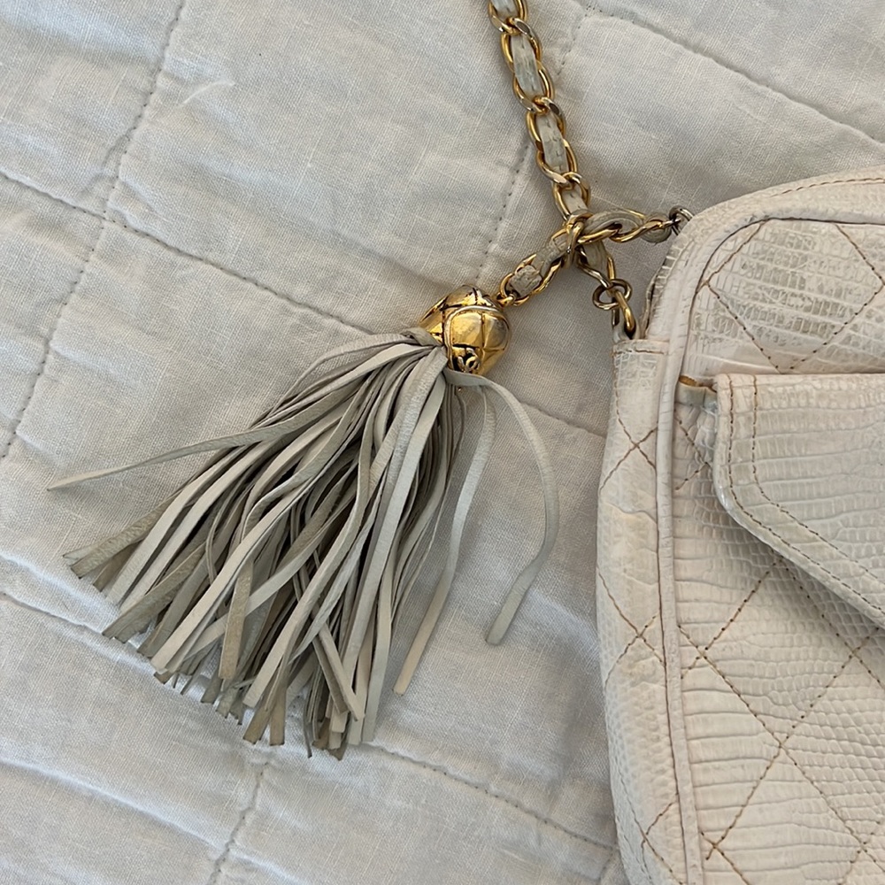 Vintage Chanel Bag - Picture 3 of 6